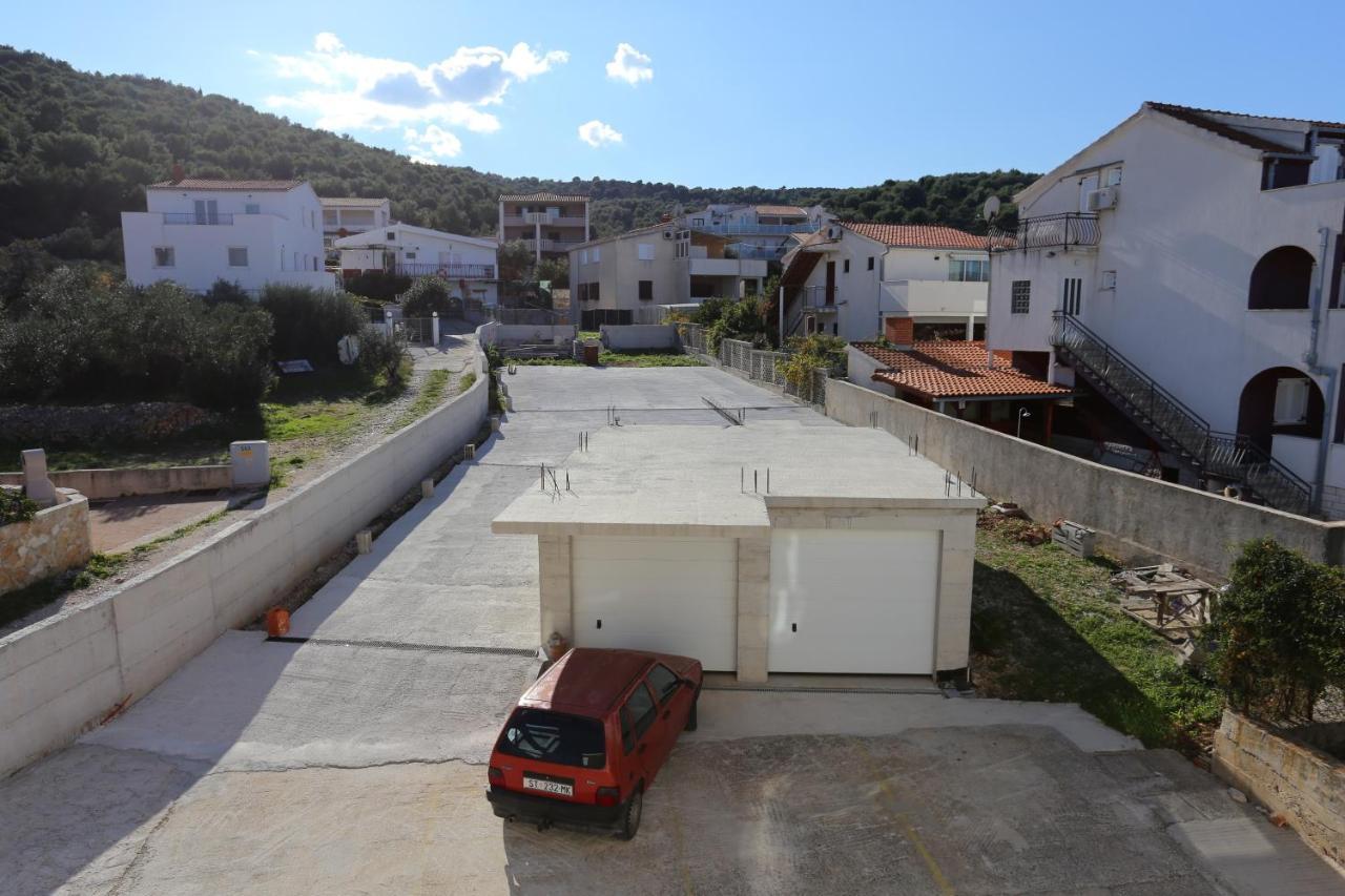 Apartments By The Sea Slatine, Ciovo - 14541 エクステリア 写真