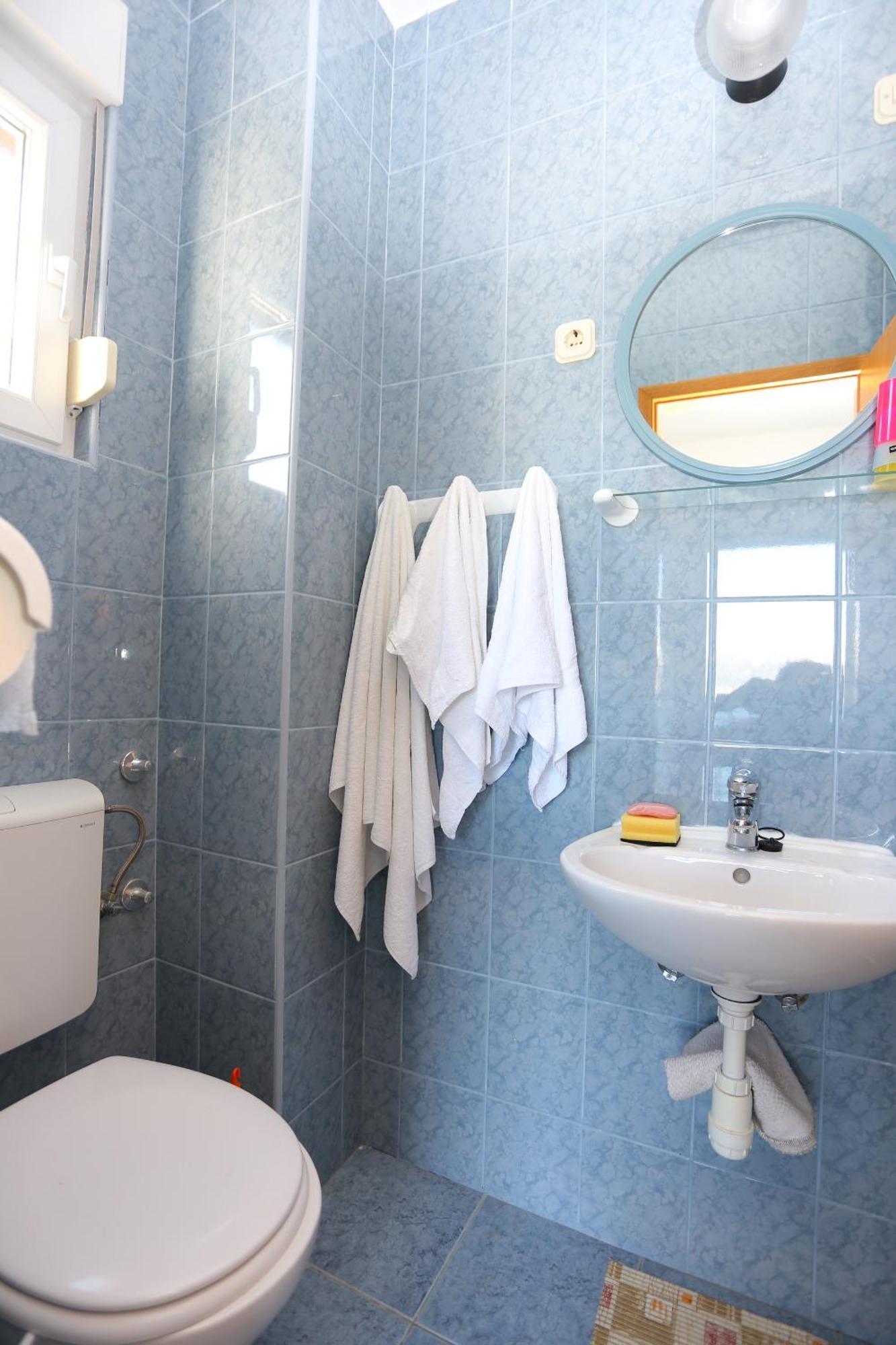 Apartments By The Sea Slatine, Ciovo - 14541 部屋 写真